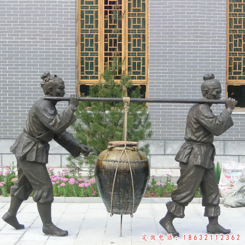 广场酿酒人物铜雕（5）