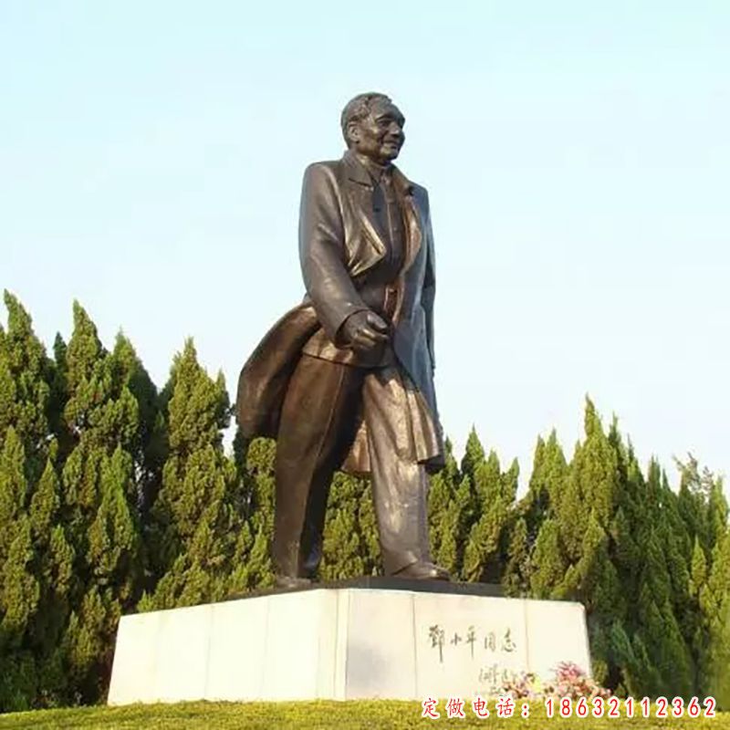邓小平人物铜雕（3）