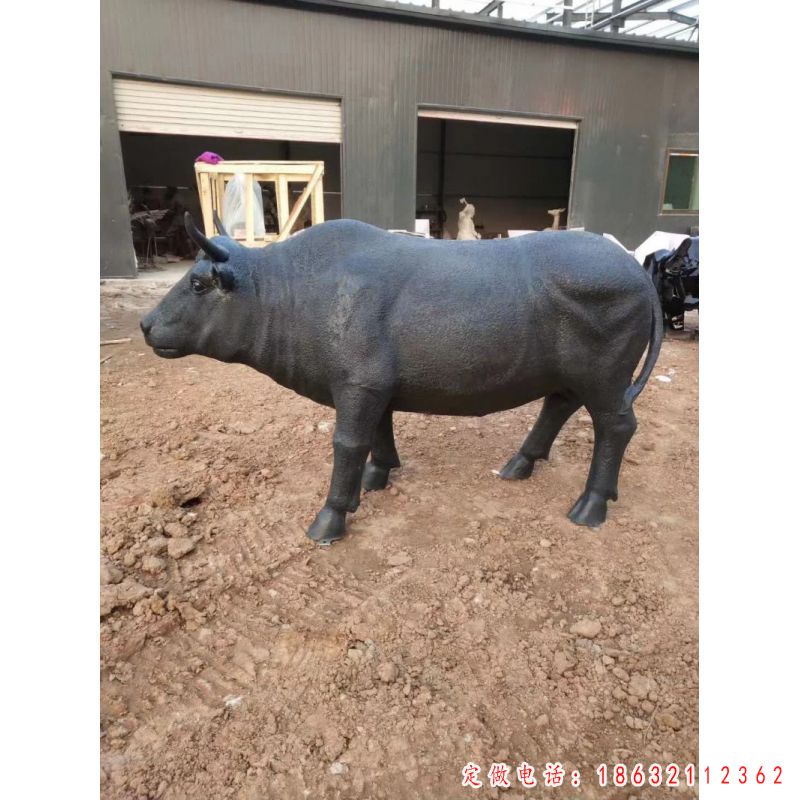 大型铜雕牛（1）