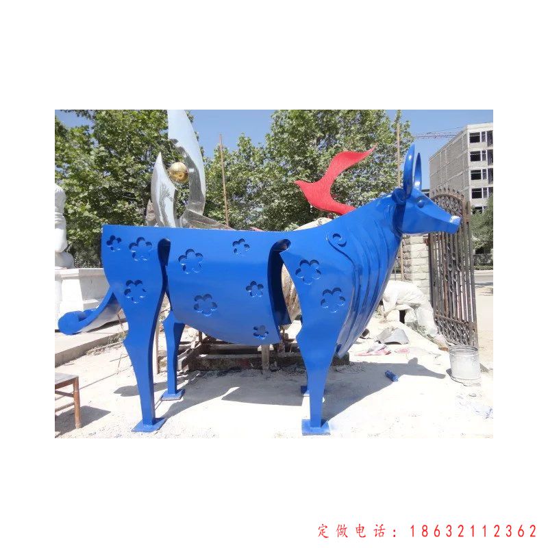 不锈钢牛广场标志雕塑 （1）