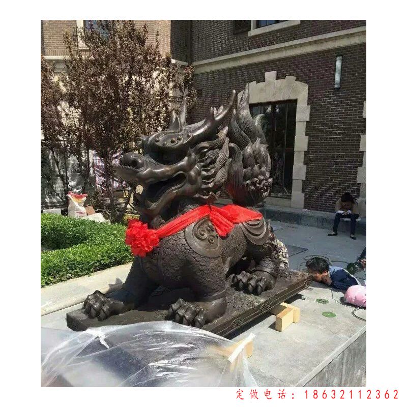 麒麟公园动物标志铜雕（1）