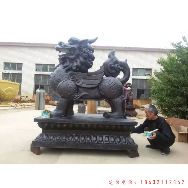 铜麒麟动物标志景观铜雕（1）