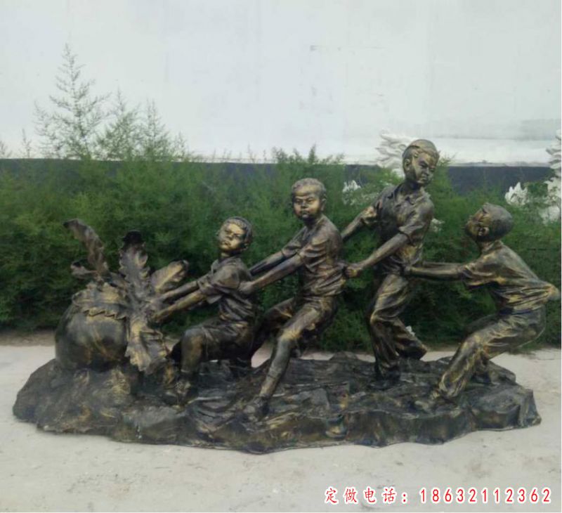 拔萝卜人物铜雕 (5)