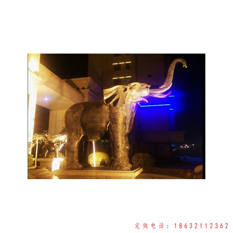 卷鼻大象广场铜雕（1）