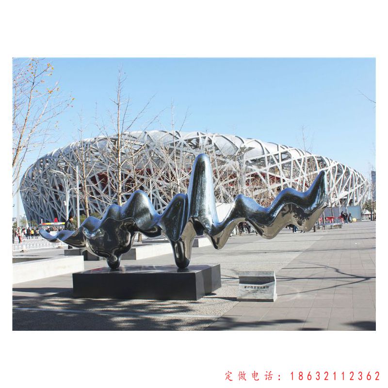 不锈钢广场镜面景观雕塑（1）