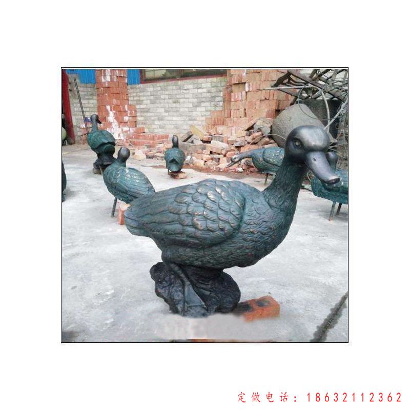 户外鸭子动物铜雕（1）